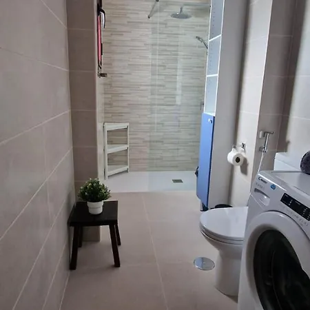 Amazing Two In Next To The Апартаменты Алькала