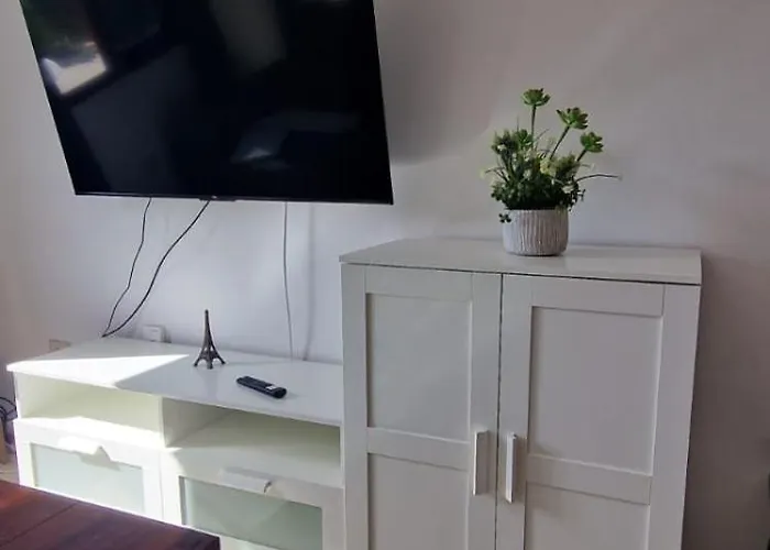 Amazing Two In Next To The Appartamento